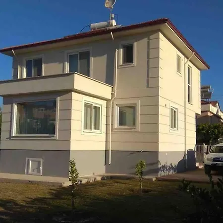 Vilă Bueyuek Arazili Suit Villa Dalaman